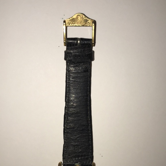 Vintage Gucci Black Leather Band Gold Tone Watch 3400F M - Picture 9 of 12